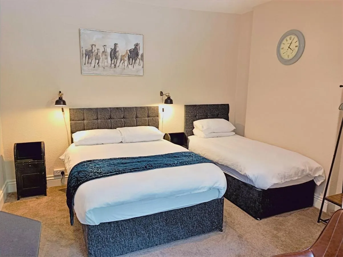 Spring Grove B&B 3*, Kirkburton United Kingdom
