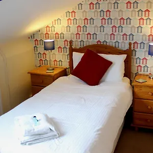 4* Bed & Breakfast Esplanade Gardens